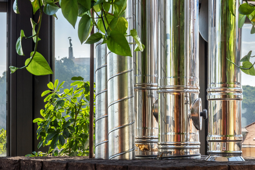 “Best Room” above Budapest: Solid Wine Bar