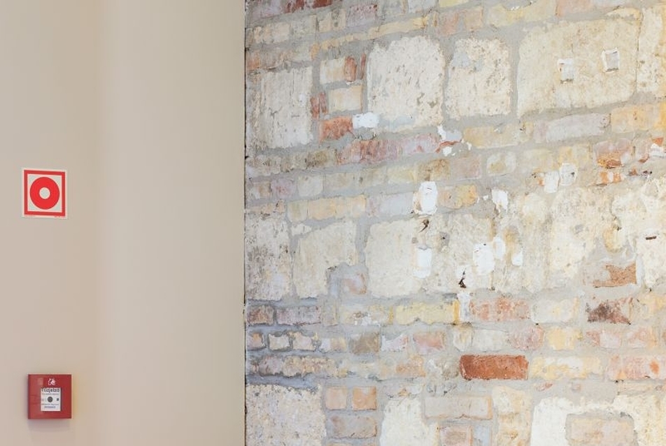 Immediate Homeliness – Central Canteen